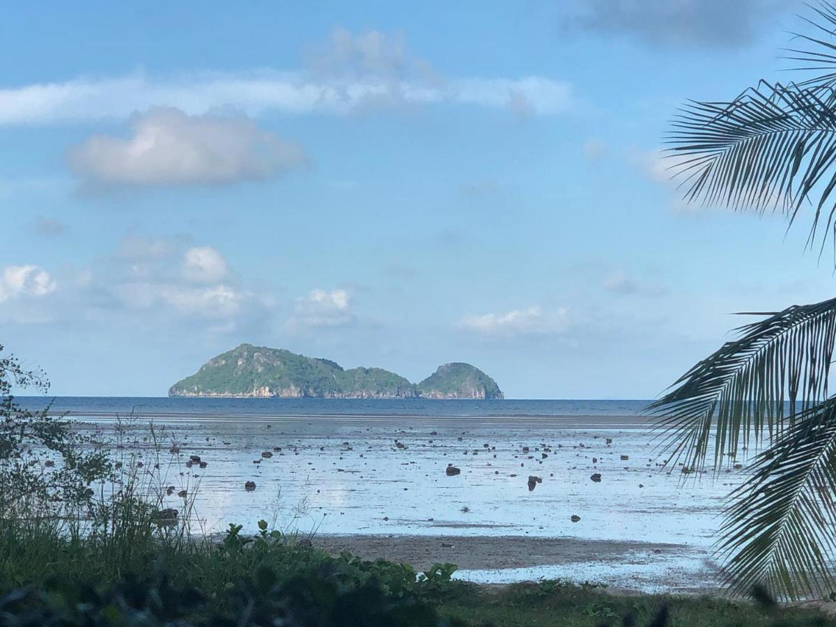 The Ford Sunset Beach Resort Wok Tum Ngoại thất bức ảnh