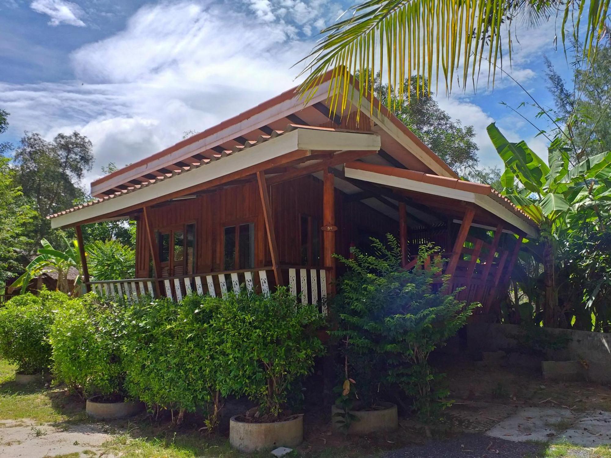 The Ford Sunset Beach Resort Wok Tum Ngoại thất bức ảnh