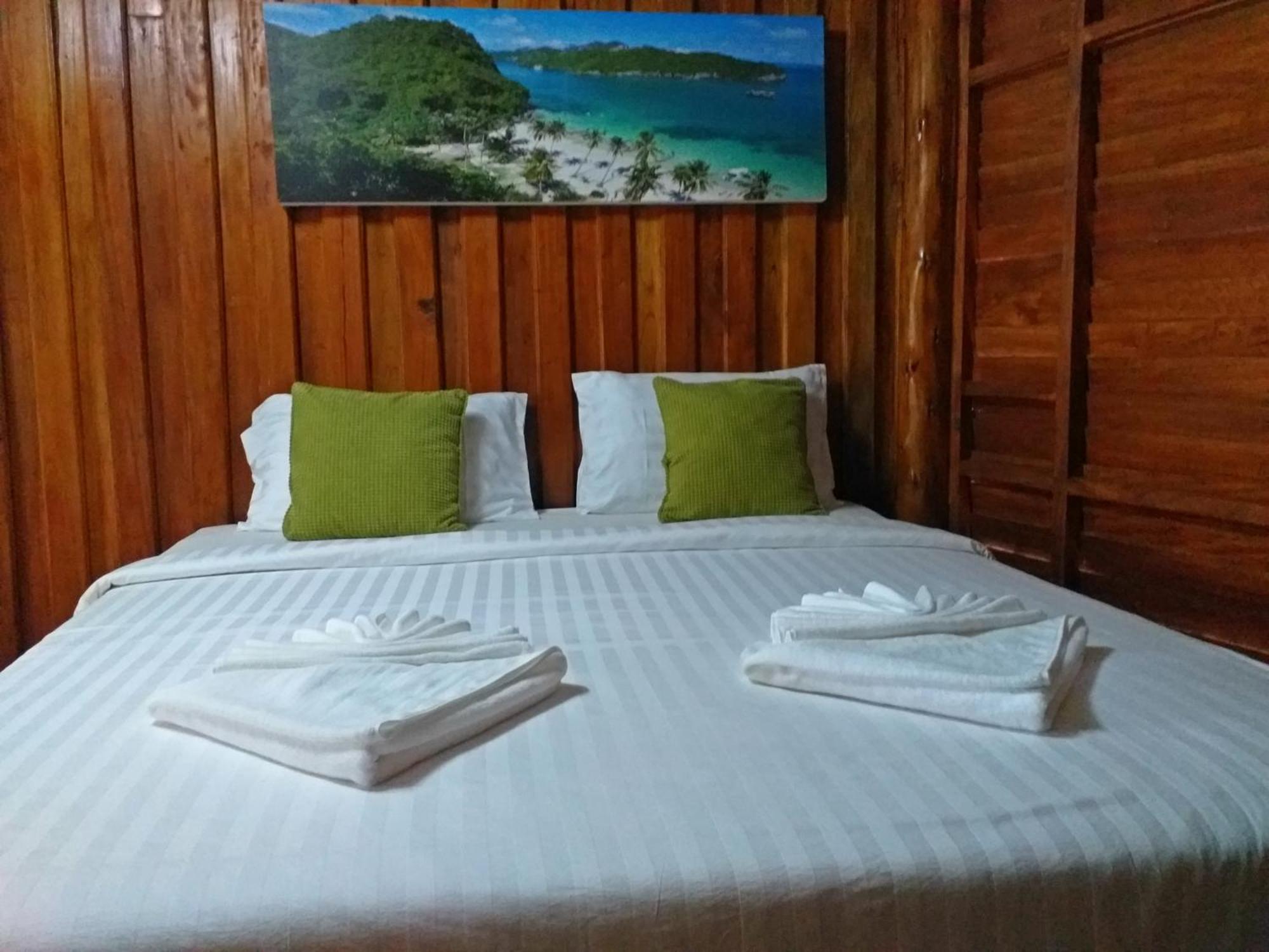 The Ford Sunset Beach Resort Wok Tum Ngoại thất bức ảnh