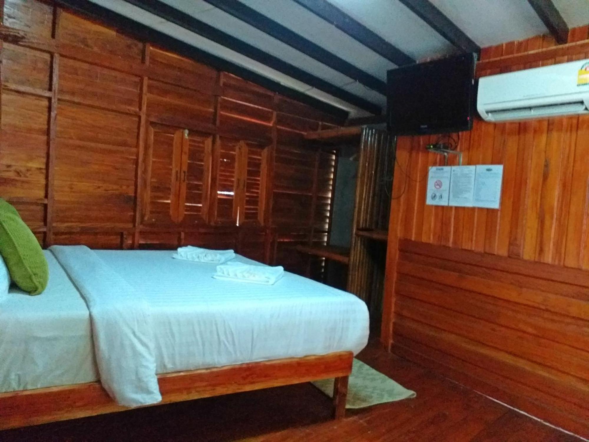 The Ford Sunset Beach Resort Wok Tum Ngoại thất bức ảnh