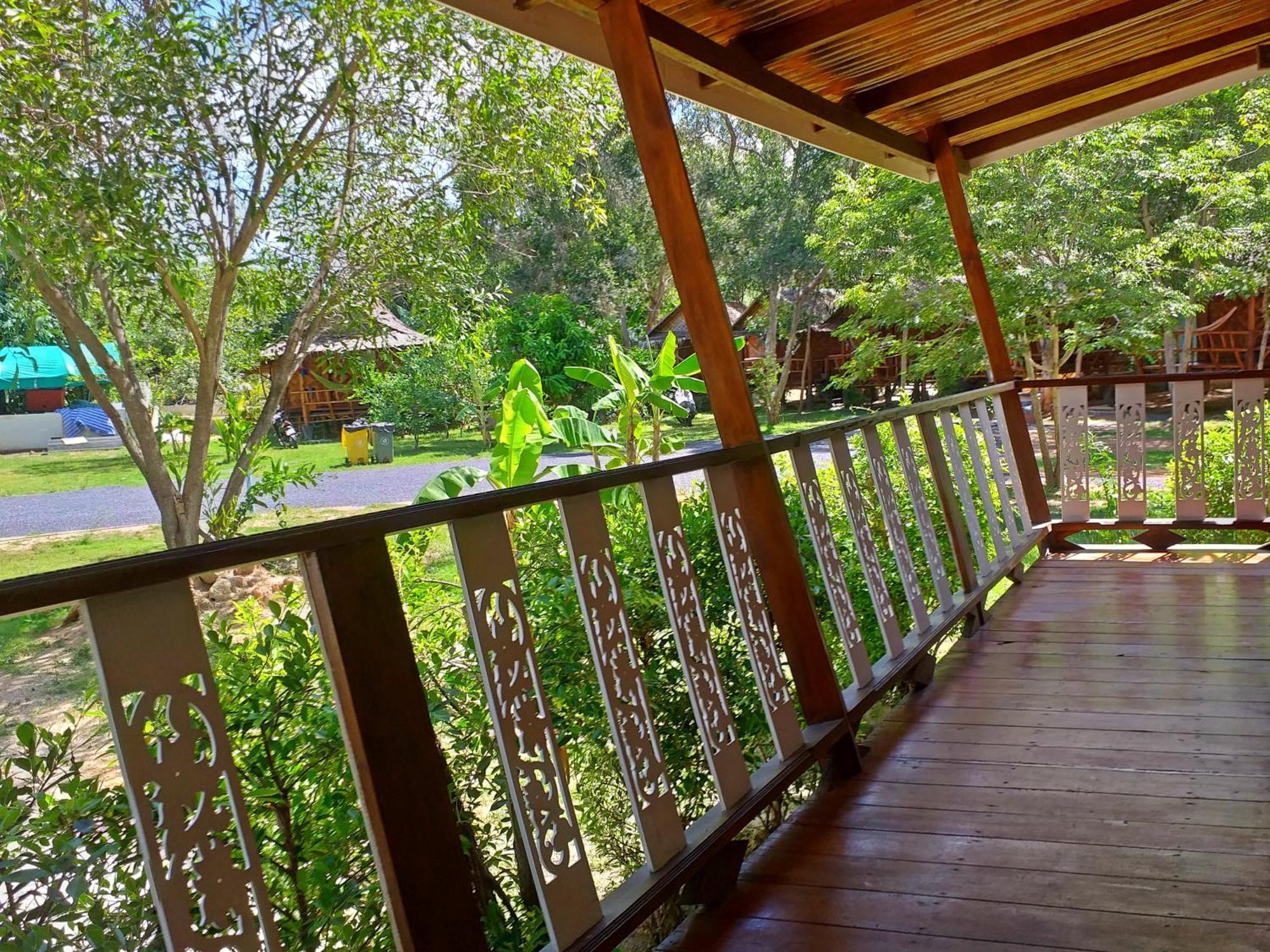 The Ford Sunset Beach Resort Wok Tum Ngoại thất bức ảnh