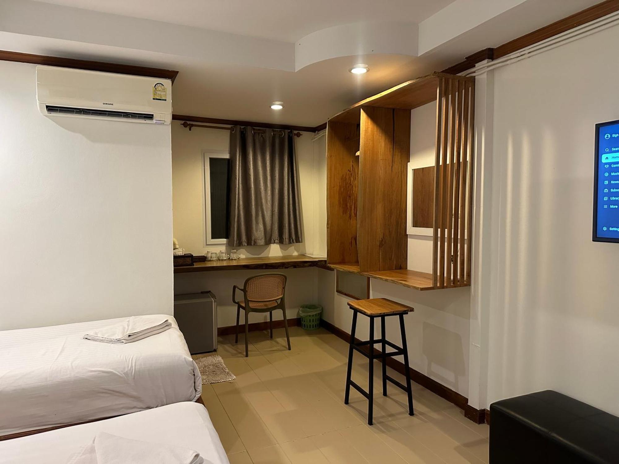 The Ford Sunset Beach Resort Wok Tum Ngoại thất bức ảnh