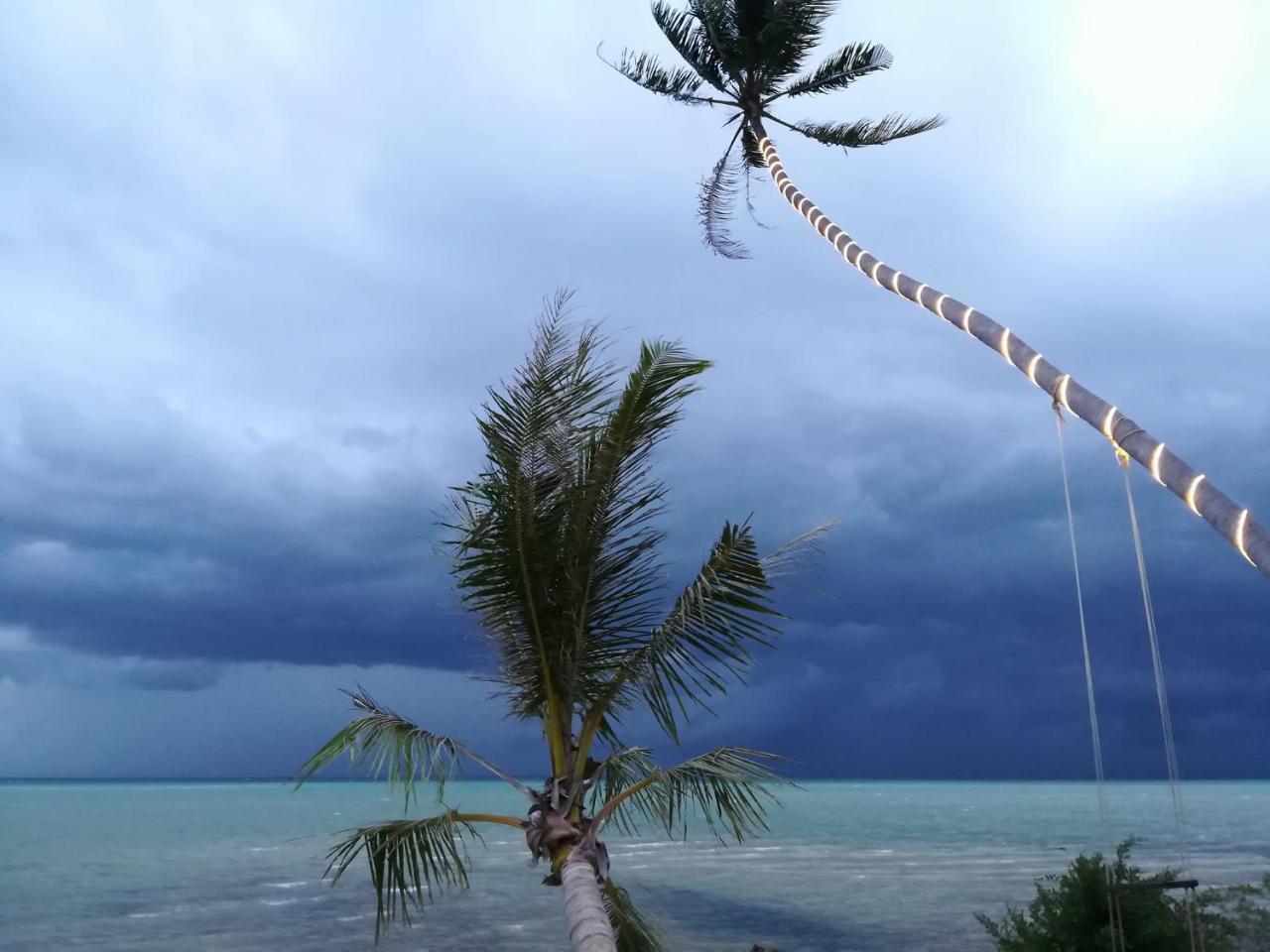 The Ford Sunset Beach Resort Wok Tum Ngoại thất bức ảnh