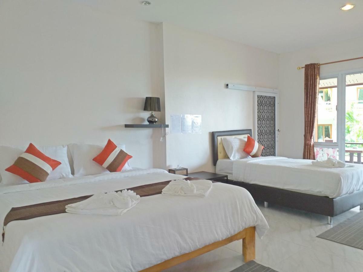 The Ford Sunset Beach Resort Wok Tum Ngoại thất bức ảnh