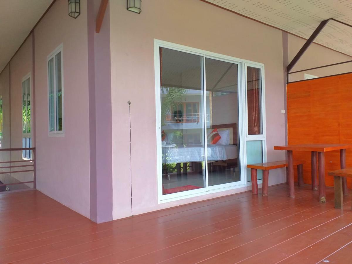 The Ford Sunset Beach Resort Wok Tum Ngoại thất bức ảnh