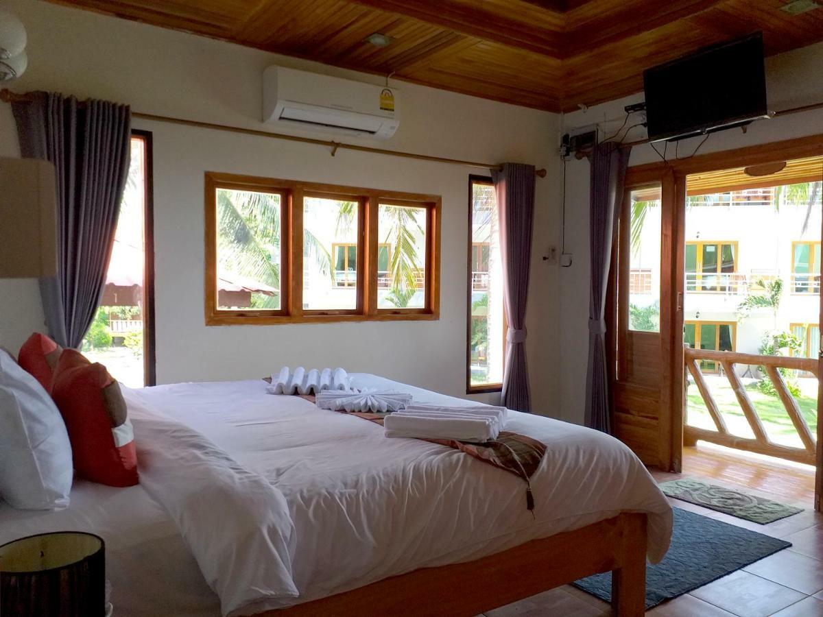 The Ford Sunset Beach Resort Wok Tum Ngoại thất bức ảnh