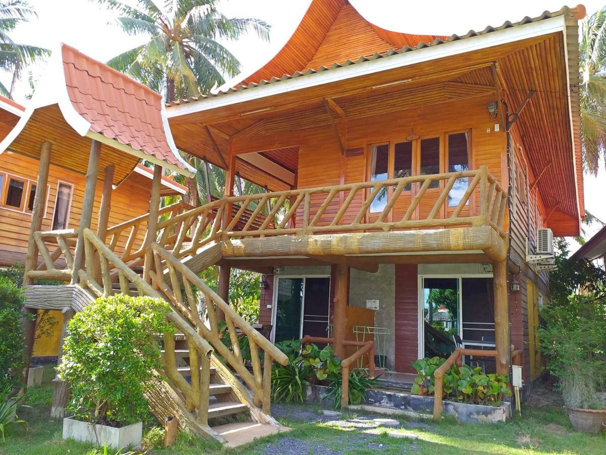The Ford Sunset Beach Resort Wok Tum Ngoại thất bức ảnh